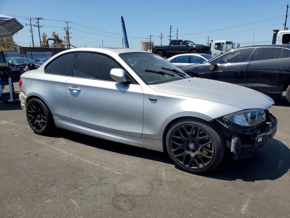 Продажа на аукционе авто 2011 Bmw 135, vin: WBAUC9C55BVM10526, номер лота: 58402436