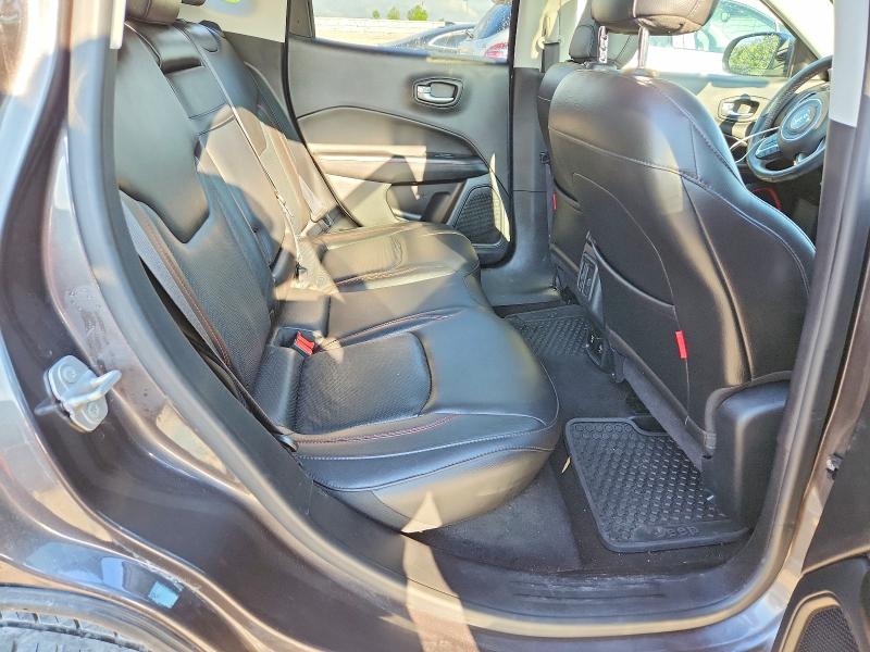2018 Jeep Compass მანქანა იყიდება აუქციონზე, vin: 3C4NJDDB8JT231089, აუქციონის ნომერი: 58219066