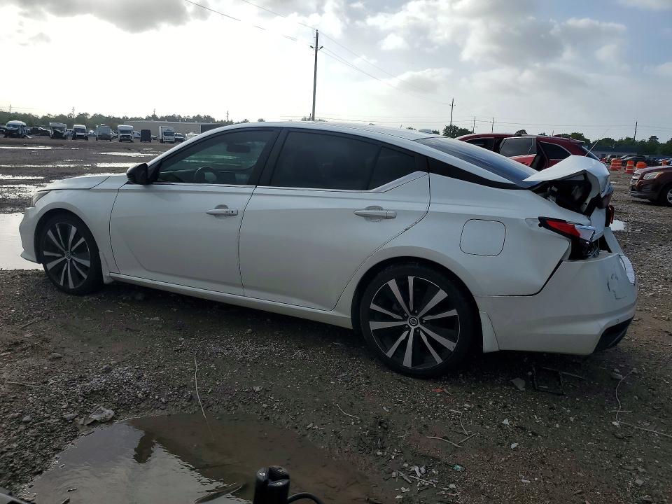 2020 Nissan Altima მანქანა იყიდება აუქციონზე, vin: 1N4BL4CV6LC135815, აუქციონის ნომერი: 57612166