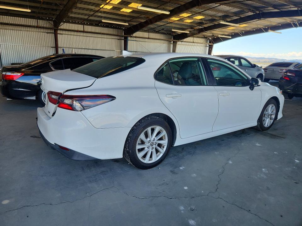 Aukcja sprzedaży 2022 Toyota Camry, vin: 4T1C11AK2NU660780, numer aukcji: 58831796
