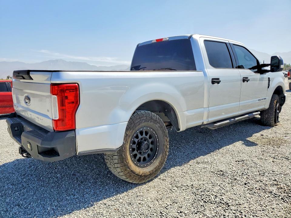 55719216 :رقم المزاد ، 1FT7W2BT4KEF57709 vin ، 2019 Ford F250 مزاد بيع