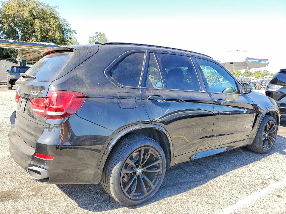 57424736 :رقم المزاد ، 5UXKR0C5XJ0X98738 vin ، 2018 Bmw X5 مزاد بيع