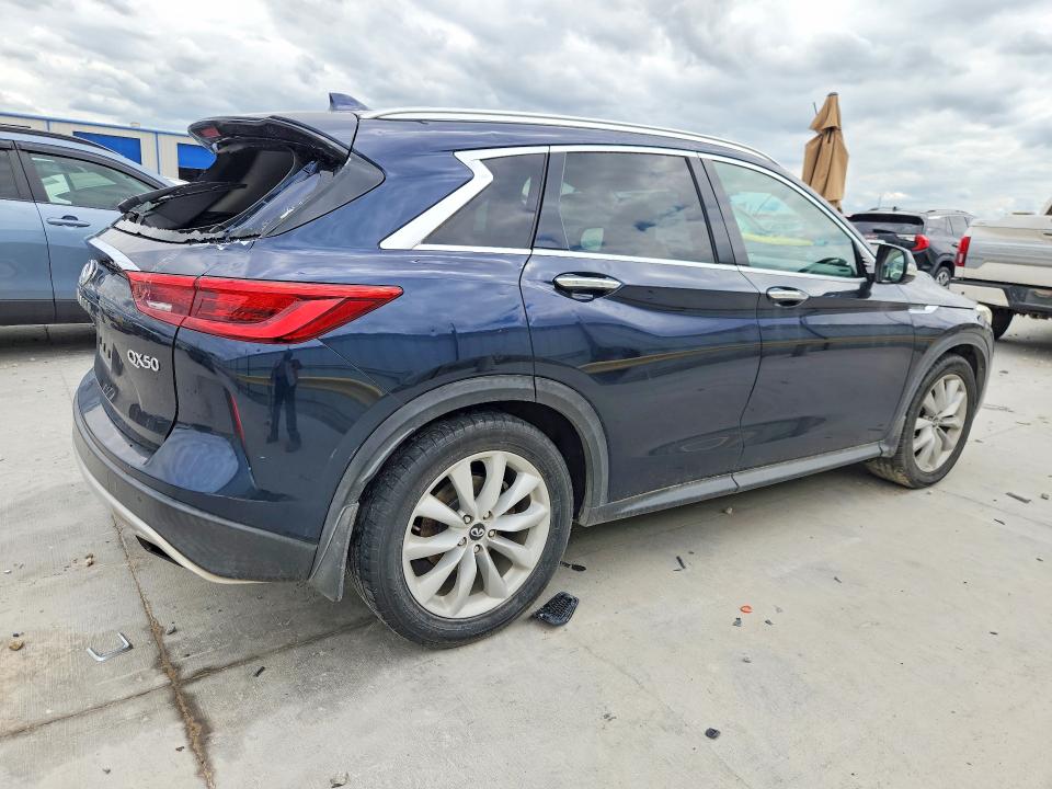 54696066 :رقم المزاد ، 3PCAJ5M15KF109687 vin ، 2019 Infiniti Qx50 مزاد بيع