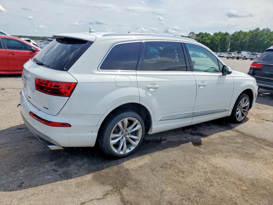 Aukcja sprzedaży 2017 Audi Q7, vin: WA1LHAF76HD043255, numer aukcji: 55588986