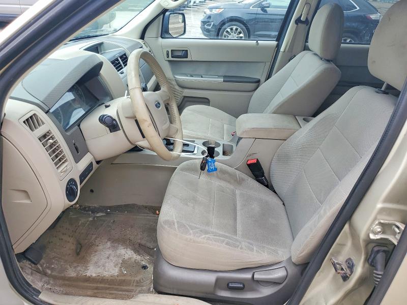 58805776 :رقم المزاد ، 1FMCU0DG9AKD17902 vin ، 2010 Ford Escape مزاد بيع
