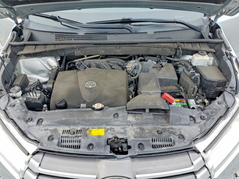 Продажа на аукционе авто 2019 Toyota Highlander, vin: 5TDKZRFHXKS558308, номер лота: 56634116