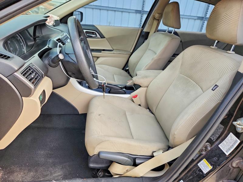 59018736 :رقم المزاد ، 1HGCR2F37FA212902 vin ، 2015 Honda Accord مزاد بيع