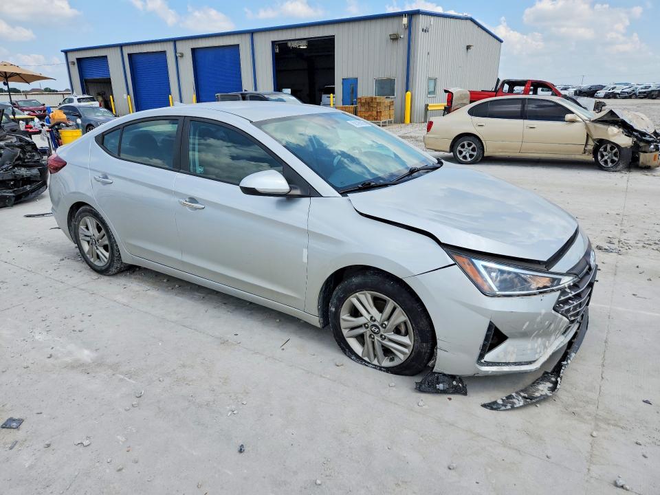 58196996 :رقم المزاد ، 5NPD84LF2KH416185 vin ، 2019 Hyundai Elantra مزاد بيع