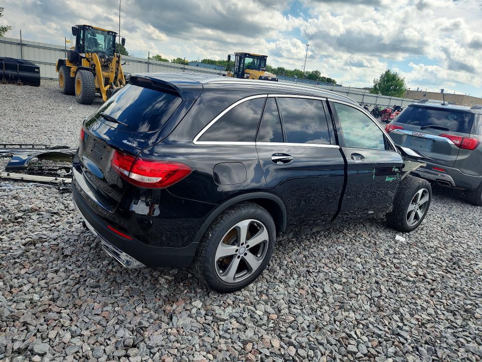 57882876 :رقم المزاد ، WDC0G4KB1HF178195 vin ، 2017 Mercedes-benz Glc مزاد بيع