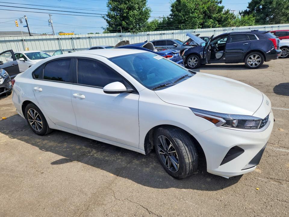 2024 Kia Forte მანქანა იყიდება აუქციონზე, vin: 3KPF24AD4RE763656, აუქციონის ნომერი: 56296106