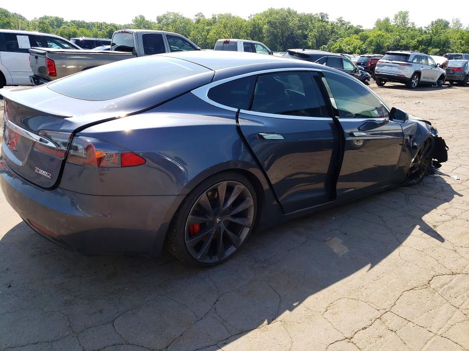 58102836 :رقم المزاد ، 5YJSA1E46KF300315 vin ، 2019 Tesla Model S مزاد بيع