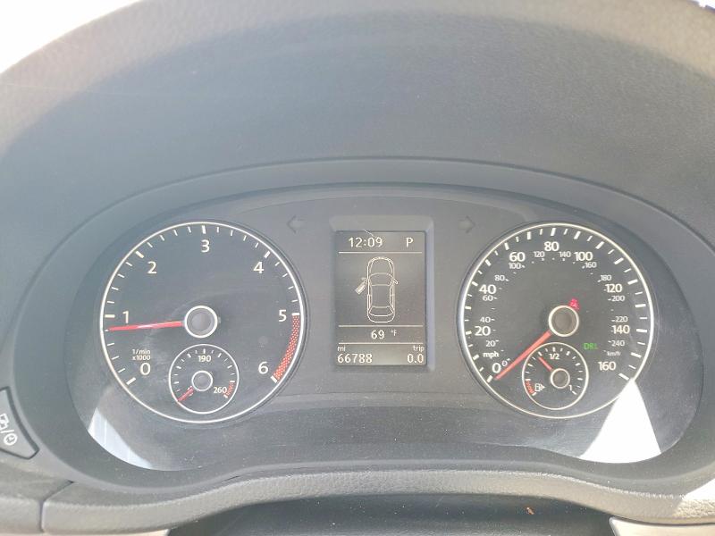 58267176 :رقم المزاد ، 1VWBN7A37EC052434 vin ، 2014 Volkswagen Passat مزاد بيع