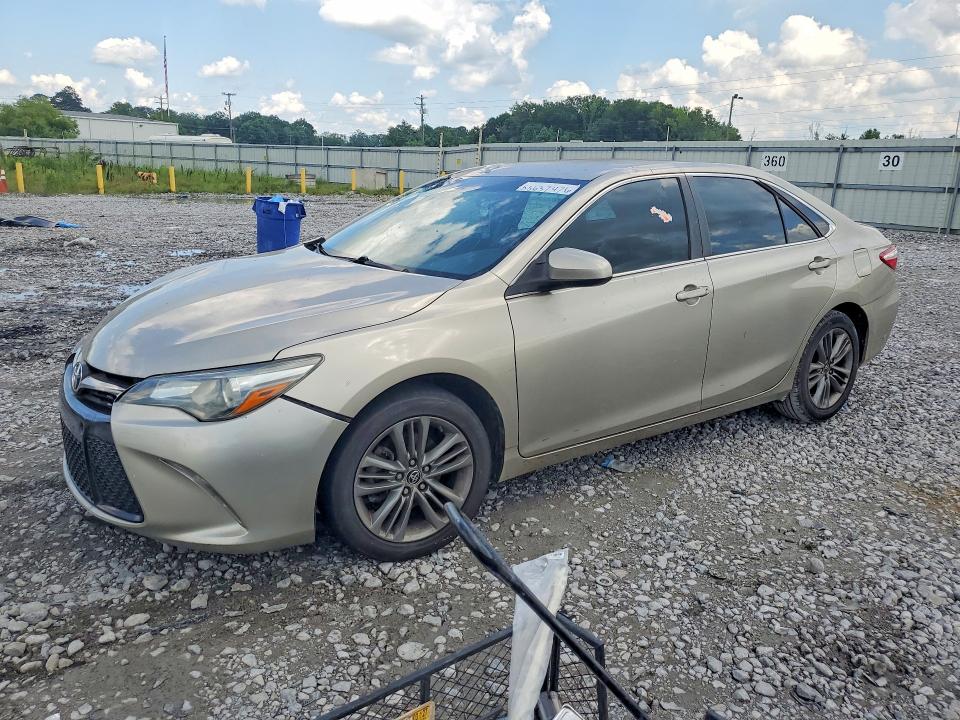 55637476 :رقم المزاد ، 4T1BF1FK2GU179484 vin ، 2016 Toyota Camry مزاد بيع