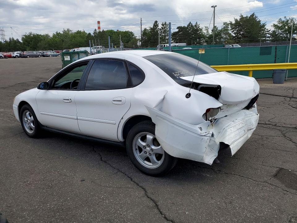 56420566 :رقم المزاد ، 1FAFP53U74G177391 vin ، 2004 Ford Taurus مزاد بيع