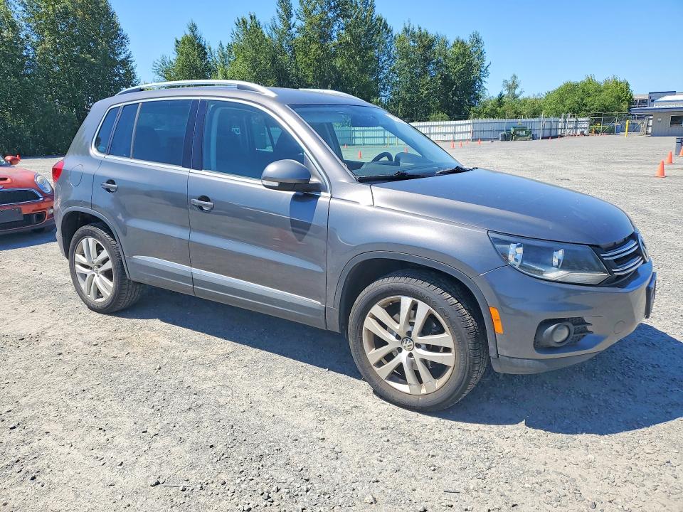 56533336 :رقم المزاد ، WVGAV7AX9DW536244 vin ، 2013 Volkswagen Tiguan مزاد بيع
