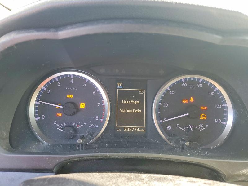 58429096 :رقم المزاد ، 5TDZZRFHXJS243165 vin ، 2018 Toyota Highlander مزاد بيع