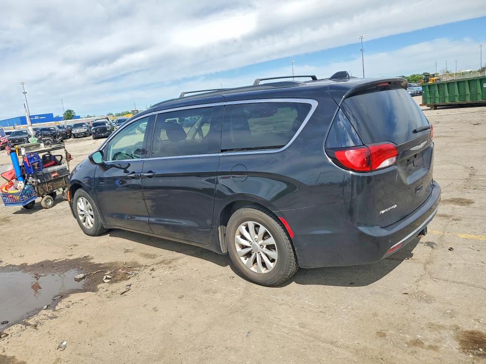 Продажа на аукционе авто 2018 Chrysler Pacifica, vin: 2C4RC1FG5JR288128, номер лота: 56516586