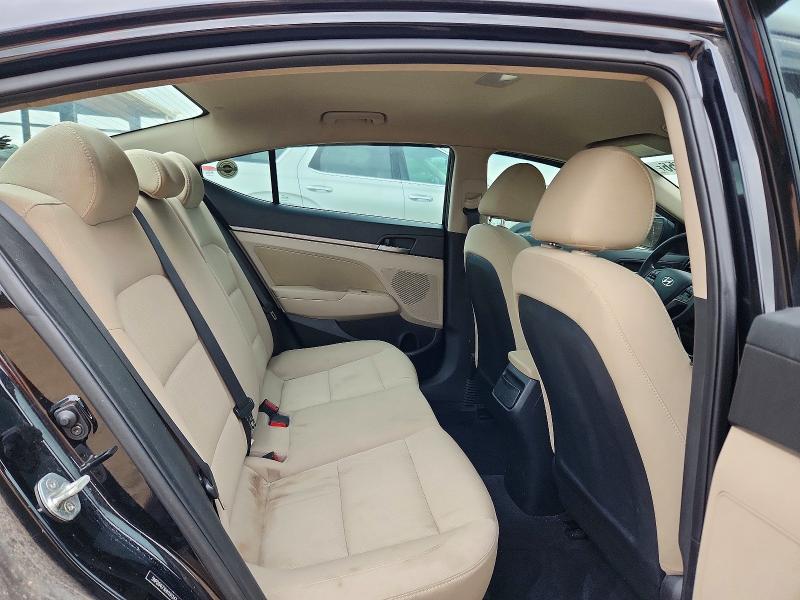 Продажа на аукционе авто 2017 Hyundai Elantra, vin: 5NPD84LFXHH191247, номер лота: 58411656