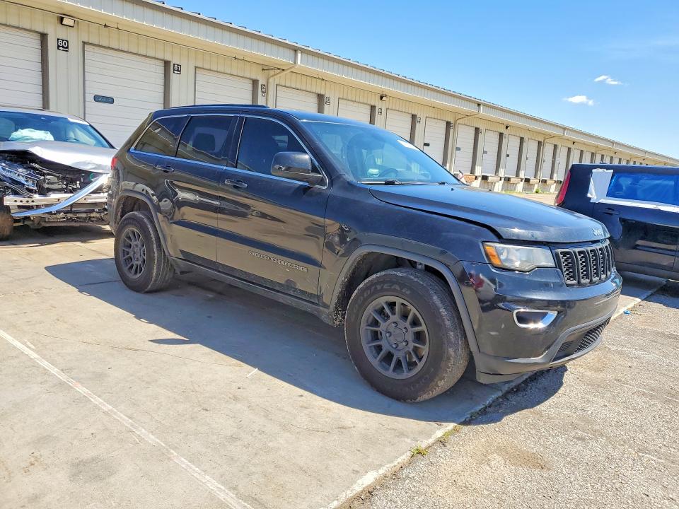 Auction sale of the 2017 Jeep Grand Cherokee, vin: 1C4RJEAG7HC916858, lot number: 57389896