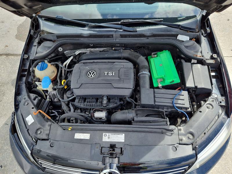 56326206 :رقم المزاد ، 3VWD07AJ1EM438576 vin ، 2014 Volkswagen Jetta مزاد بيع