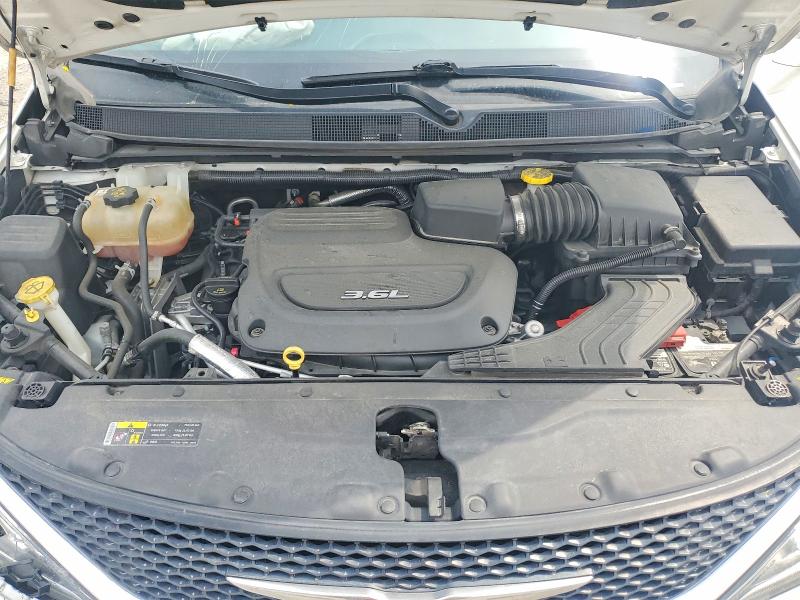 Продажа на аукционе авто 2017 Chrysler Pacifica, vin: 2C4RC1GG4HR751871, номер лота: 58331636
