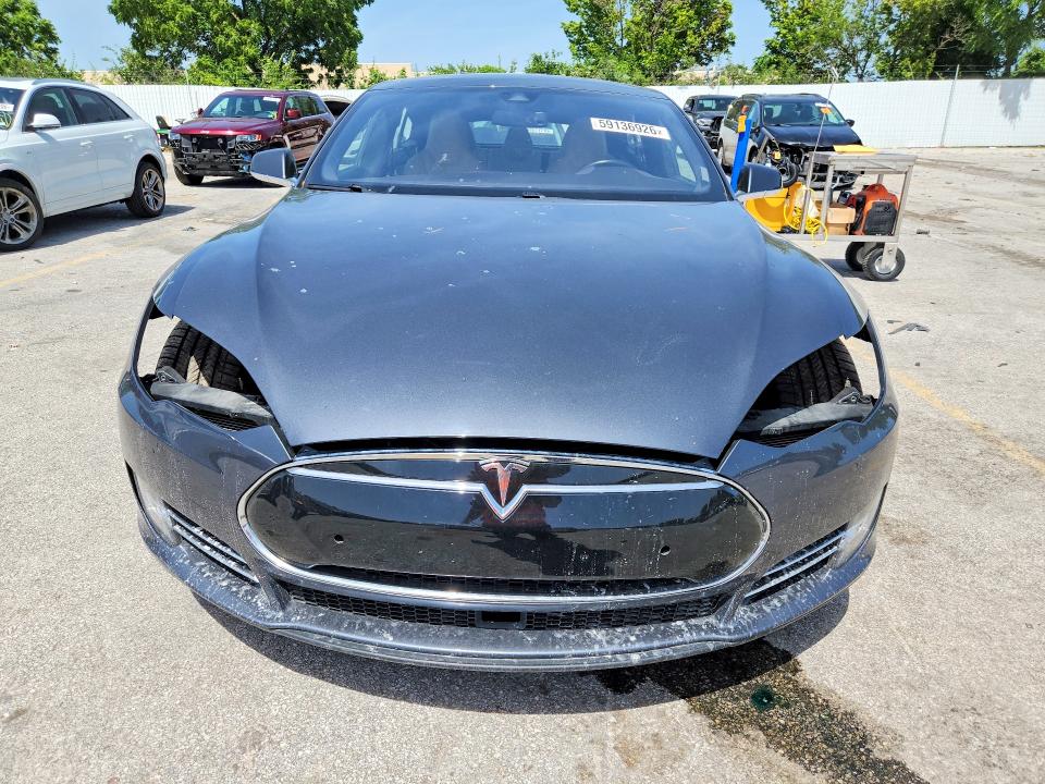 Продажа на аукционе авто 2015 Tesla Model S, vin: 5YJSA1H28FFP77750, номер лота: 59136926