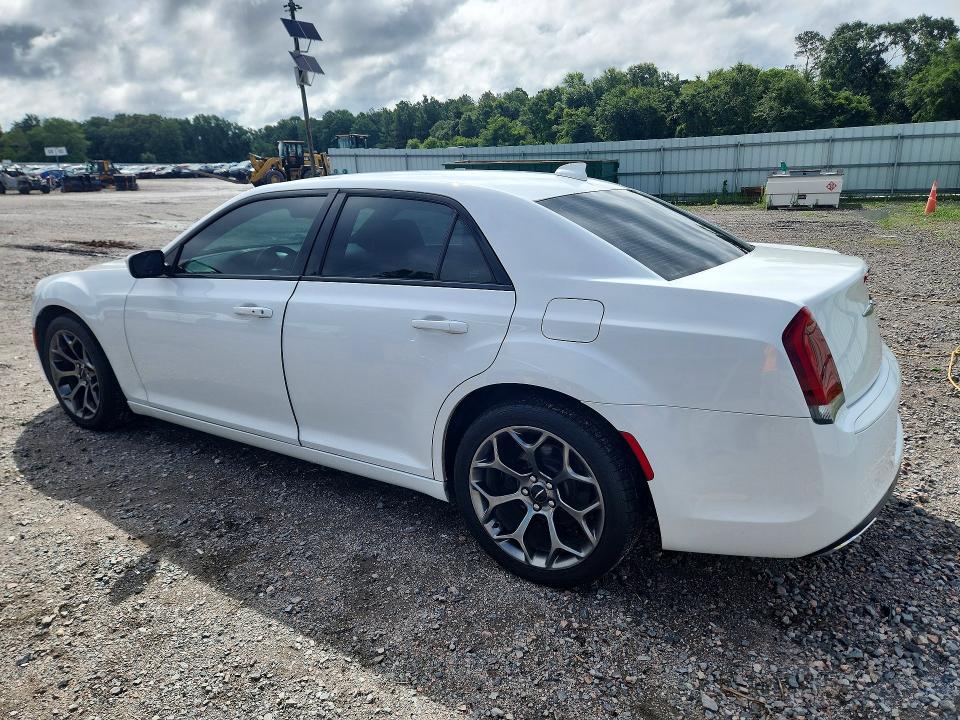 Продаж на аукціоні авто 2015 Chrysler 300, vin: 2C3CCABG8FH772873, номер лоту: 58355596