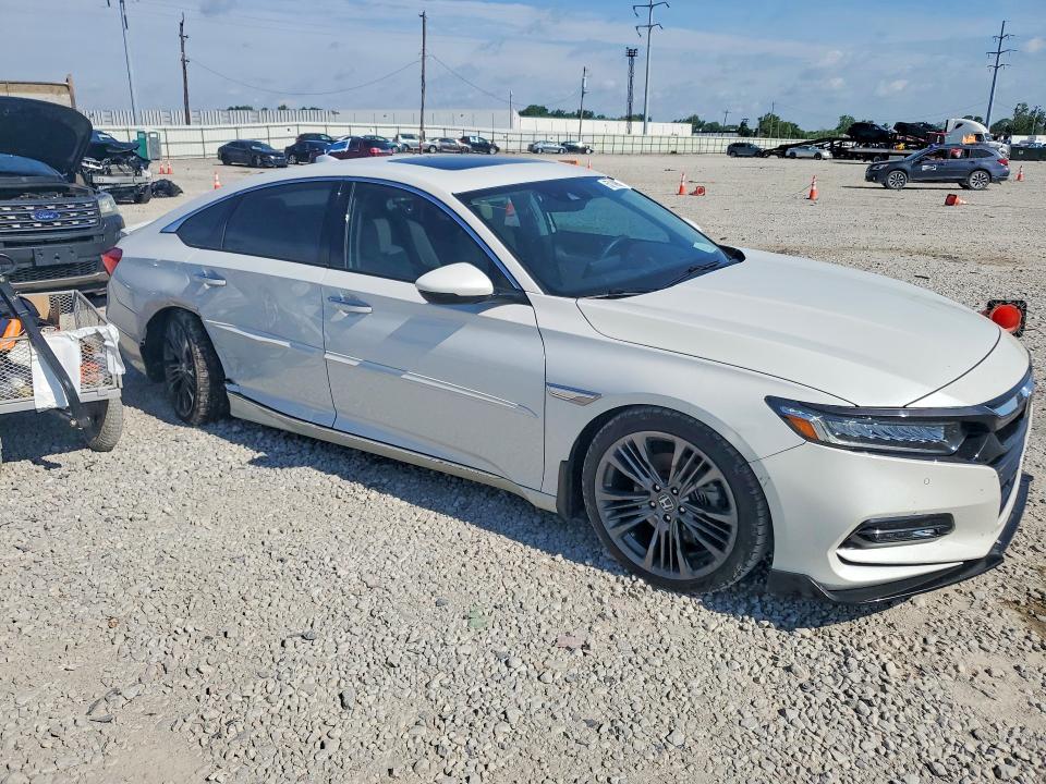 57149086 :رقم المزاد ، 1HGCV2F91KA017579 vin ، 2019 Honda Accord مزاد بيع