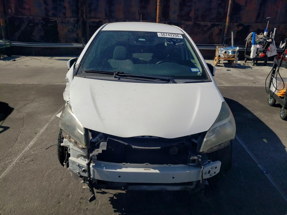 Продаж на аукціоні авто 2015 Toyota Yaris, vin: VNKKTUD38FA017912, номер лоту: 56742206