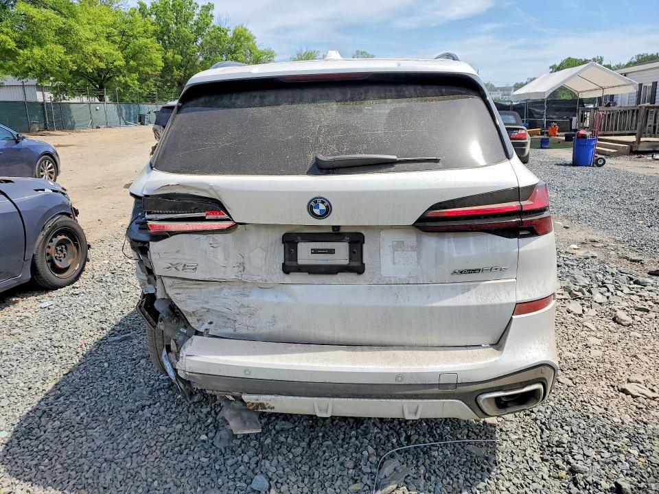 56082876 :رقم المزاد ، 5UX43EU05R9U15631 vin ، 2024 Bmw X5 مزاد بيع