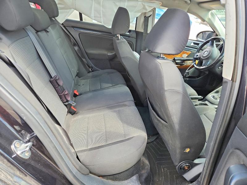 2010 Volkswagen Jetta მანქანა იყიდება აუქციონზე, vin: 3VWMX7AJ7AM623088, აუქციონის ნომერი: 55133146