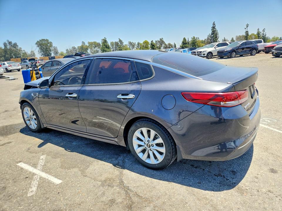 56451566 :رقم المزاد ، 5XXGT4L32JG246728 vin ، 2018 Kia Optima مزاد بيع