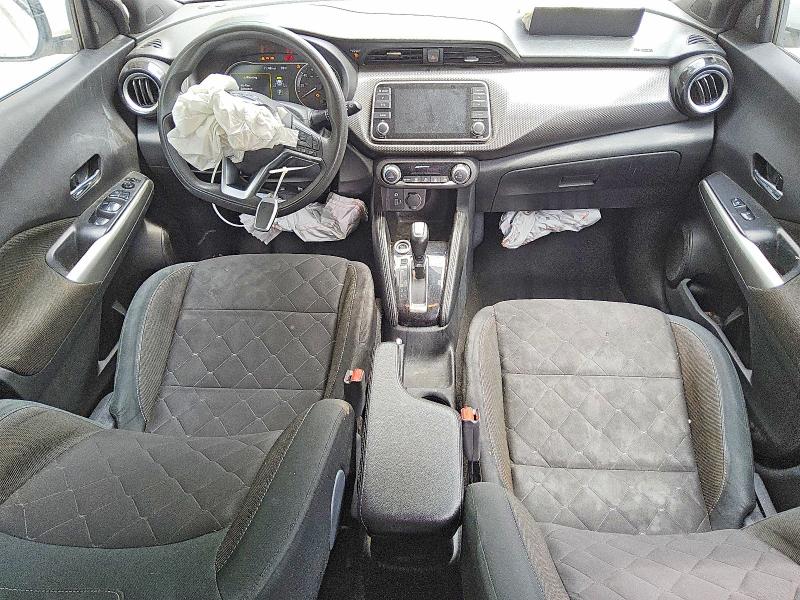56330536 :رقم المزاد ، 3N1CP5CV8LL555401 vin ، 2020 Nissan Kicks مزاد بيع