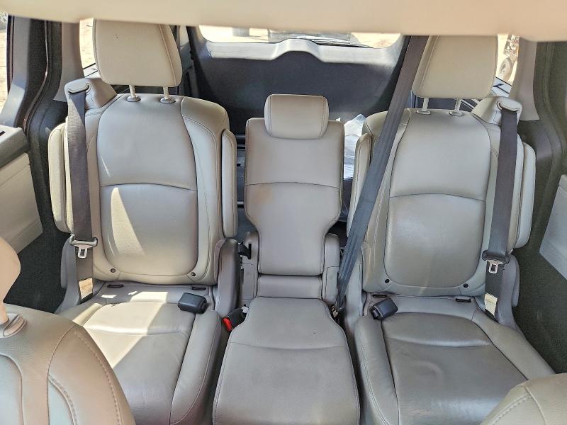 55551366 :رقم المزاد ، 5FNRL6H82KB118664 vin ، 2019 Honda Odyssey مزاد بيع