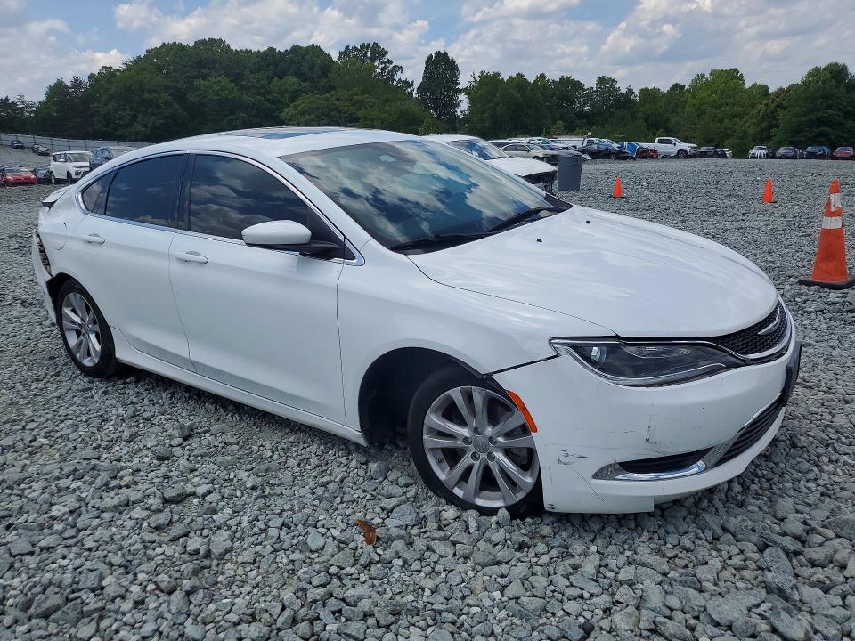 58508356 :رقم المزاد ، 1C3CCCAB1FN732241 vin ، 2015 Chrysler 200 مزاد بيع