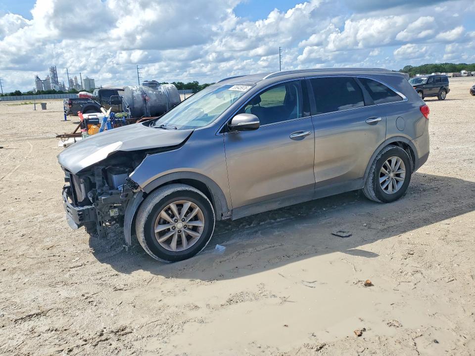 55645976 :رقم المزاد ، 5XYPG4A36JG344034 vin ، 2018 Kia Sorento مزاد بيع