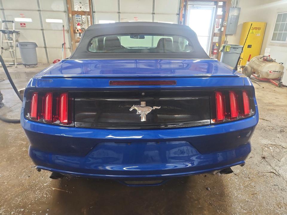 56777436 :رقم المزاد ، 1FATP8EMXH5345964 vin ، 2017 Ford Mustang مزاد بيع