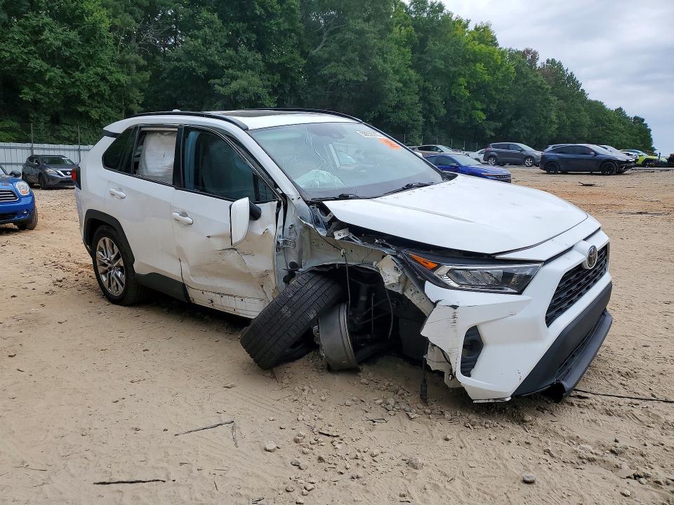 2020 Toyota Rav4 მანქანა იყიდება აუქციონზე, vin: 2T3C1RFV5LC070757, აუქციონის ნომერი: 58658746