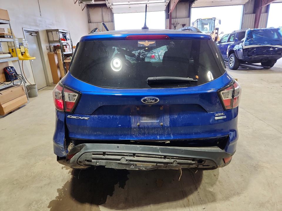 58741946 :رقم المزاد ، 1FMCU9HD7JUA79928 vin ، 2018 Ford Escape مزاد بيع