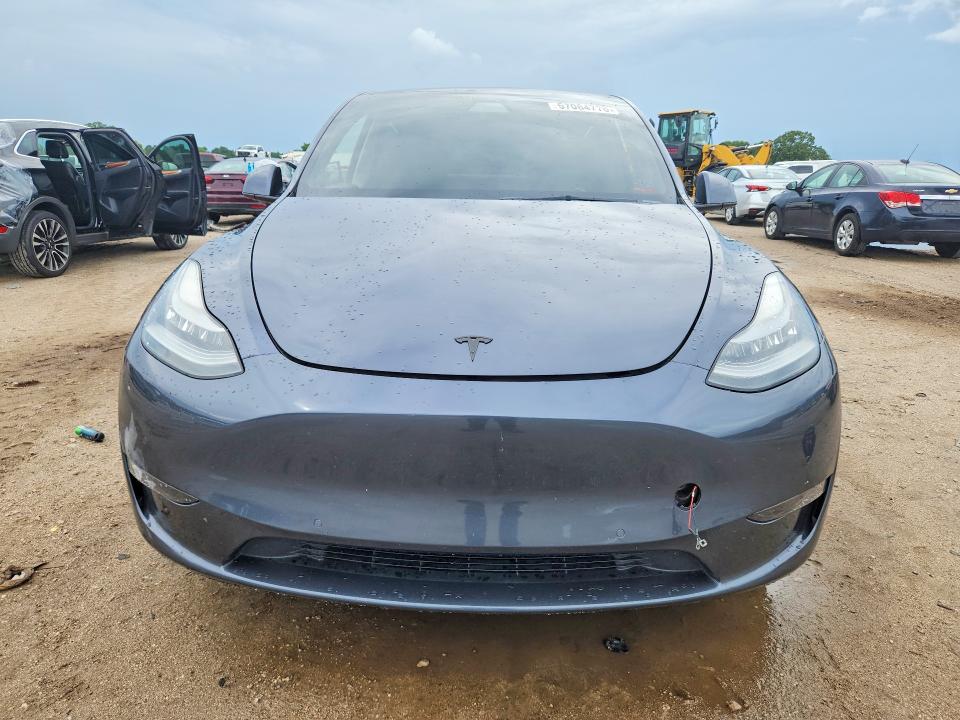57064776 :رقم المزاد ، 5YJYGDEE8MF158653 vin ، 2021 Tesla Model Y مزاد بيع