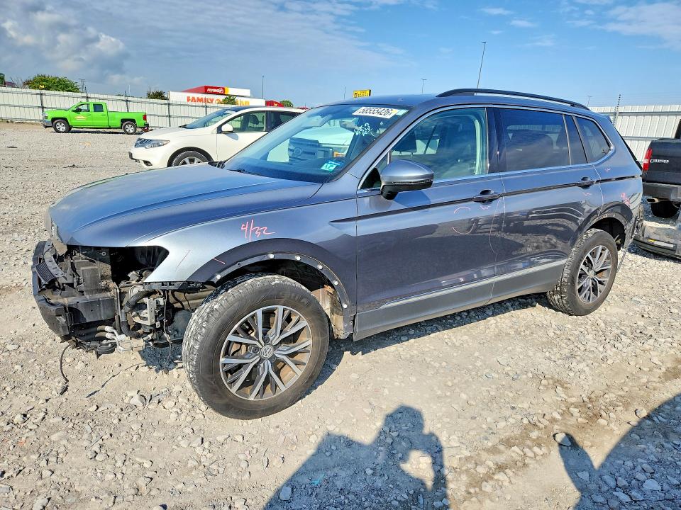 58555426 :رقم المزاد ، 3VV2B7AX6LM076008 vin ، 2020 Volkswagen Tiguan مزاد بيع