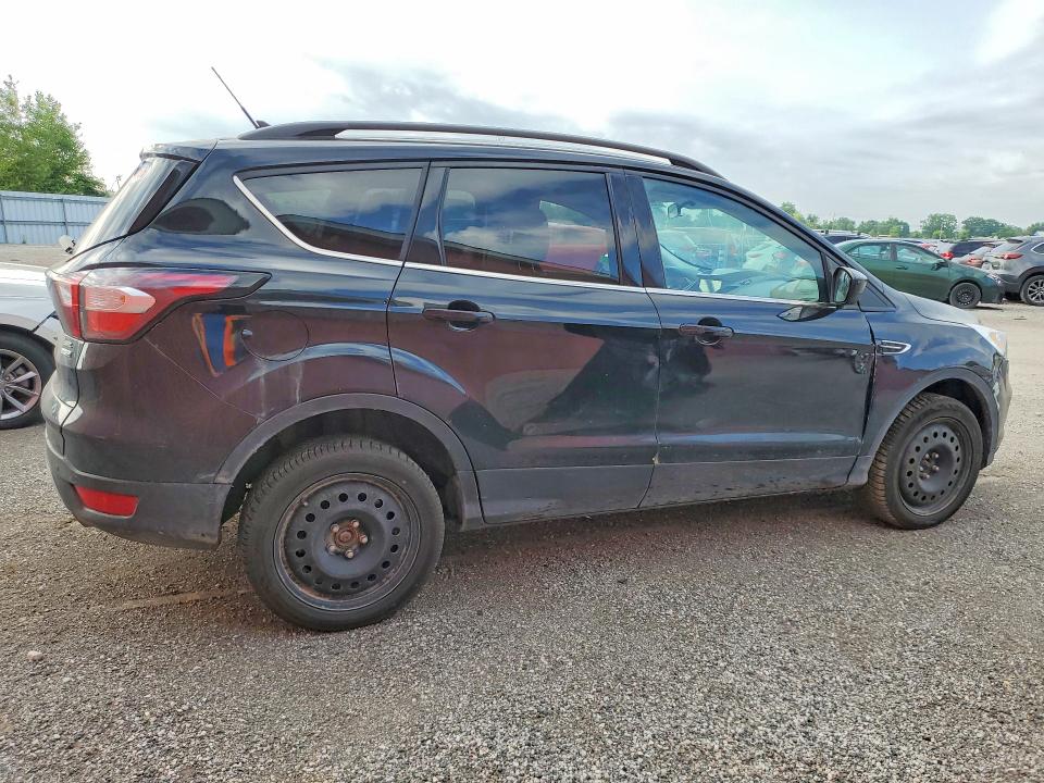 Продажа на аукционе авто 2019 Ford Escape, vin: 1FMCU9HD5KUC39371, номер лота: 59285436