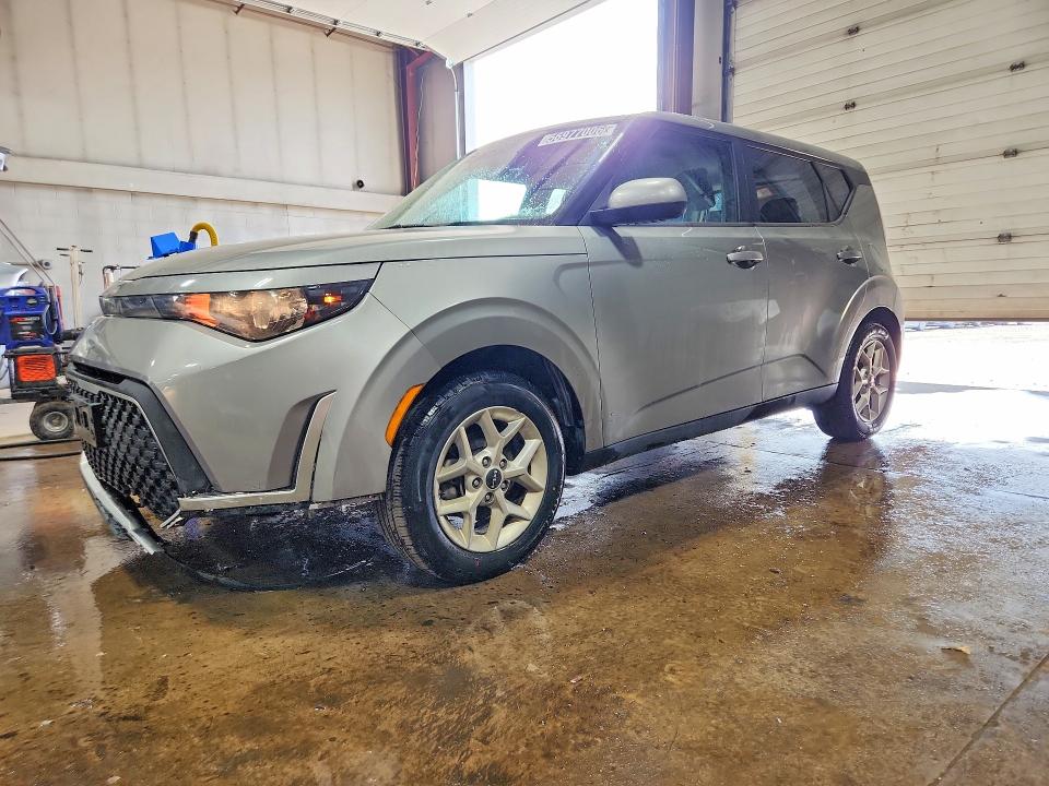 Продажа на аукционе авто 2023 Kia Soul, vin: KNDJ23AU3P7877472, номер лота: 56977006
