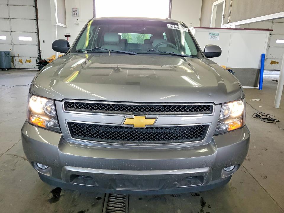 Продажа на аукционе авто 2008 Chevrolet Suburban, vin: 3GNFK16328G293412, номер лота: 57392356