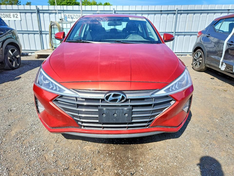 2020 Hyundai Elantra Preferred 4dr მანქანა იყიდება აუქციონზე, vin: KMHD84LF5LU109838, აუქციონის ნომერი: 56984116