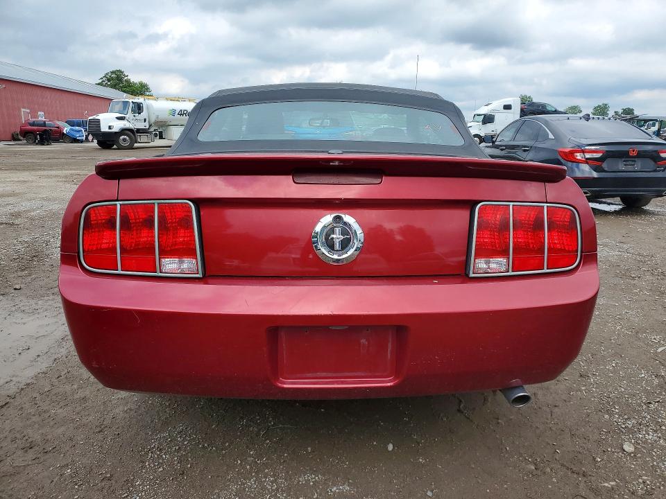 2007 Ford Mustang მანქანა იყიდება აუქციონზე, vin: 1ZVFT84N975329697, აუქციონის ნომერი: 56984636