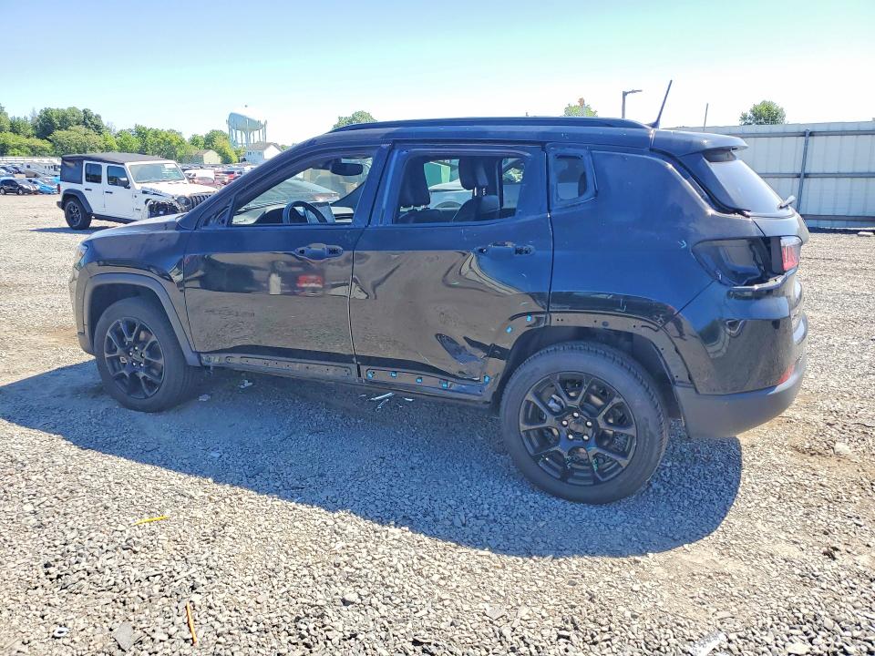 55795006 :رقم المزاد ، 3C4NJDBBXNT226226 vin ، 2022 Jeep Compass مزاد بيع