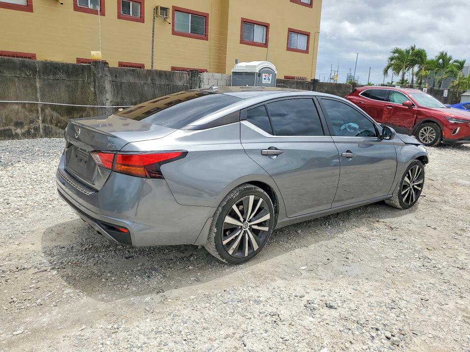 2021 Nissan Altima მანქანა იყიდება აუქციონზე, vin: 1N4BL4CV4MN400723, აუქციონის ნომერი: 55852536