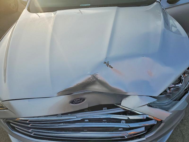 55896976 :رقم المزاد ، 3FA6P0H78HR282817 vin ، 2017 Ford Fusion مزاد بيع