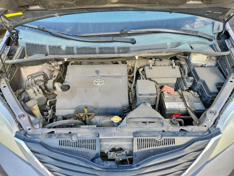Продажа на аукционе авто 2013 Toyota Sienna, vin: 5TDKK3DC0DS323864, номер лота: 56575356